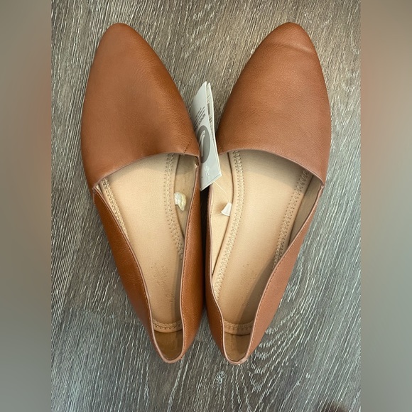 Universal Thread Shoes - Universal Thread Womens Shoes- size 9